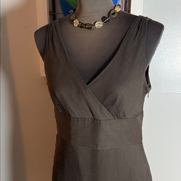 J Crew Chocolate Brown 100% Silk Crepe Midi Dress SZ 12 Petite - Picture 2 of 4